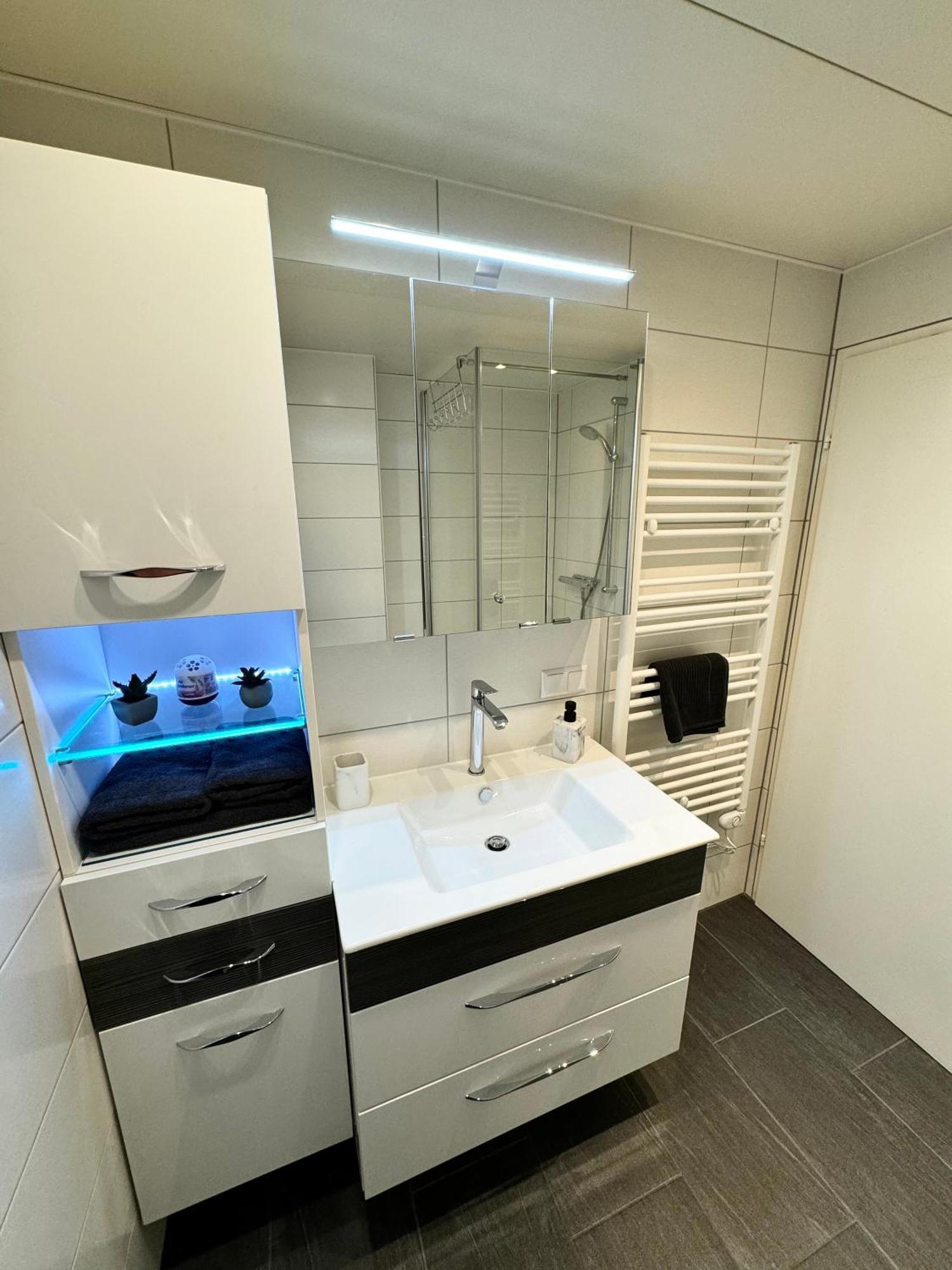 Apartment Am Ossiacher See Mit Seeblick Landskron Esterno foto