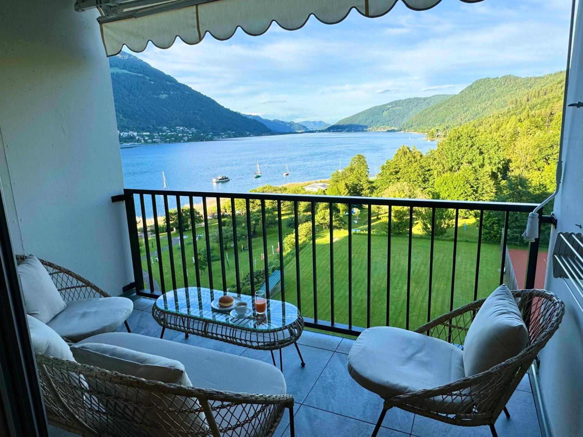 Apartment Am Ossiacher See Mit Seeblick Landskron Esterno foto